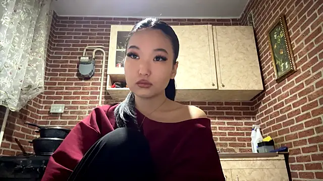 EmmaLeexth online show from 03/29/26, 01:35