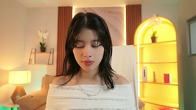 BillieBrownn online show from 04/11/26, 07:06