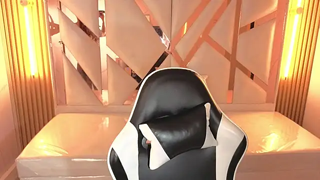 tamara tp online show from 02/10/26, 12:48