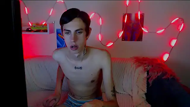 Snapshot of AlexNaughty14 chatting on 10/08/25, 11:23 AlexNaughty14 online show from 10/08/25, 11:23
