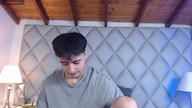 Clement Reyes online show from 10/26/25, 01:00