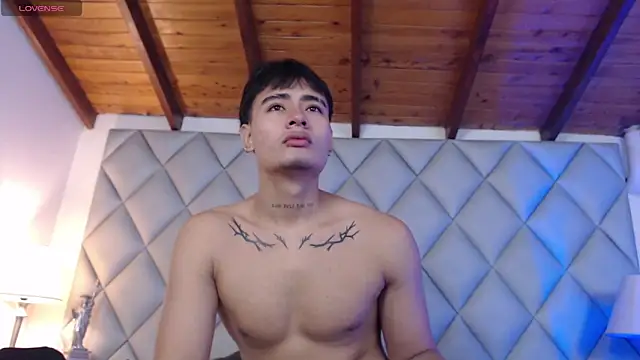 Clement Reyes online show from 10/28/25, 12:48