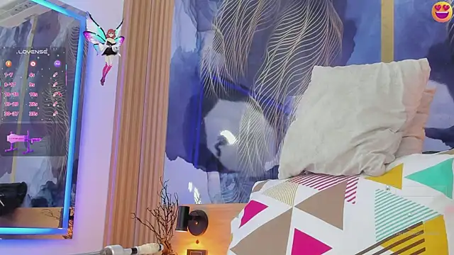 Anabacker01 online show from 11/18/25, 07:28