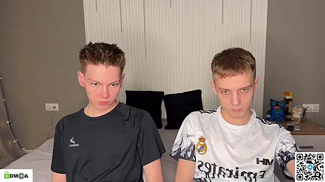 Snapshot of Eaton_ chatting on 01/19/26, 03:49 Eaton online show from 01/19/26, 03:49