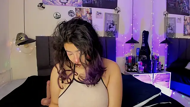 SabrinaV  online show from 06/26/26, 11:27