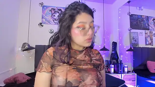 SabrinaV  online show from 06/22/26, 11:18