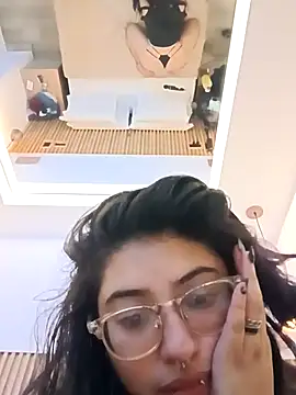 SabrinaV  online show from 04/12/26, 03:10