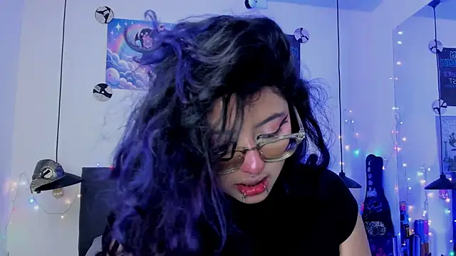SabrinaV  online show from 07/15/26, 11:28