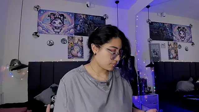 SabrinaV  online show from 06/30/26, 11:32