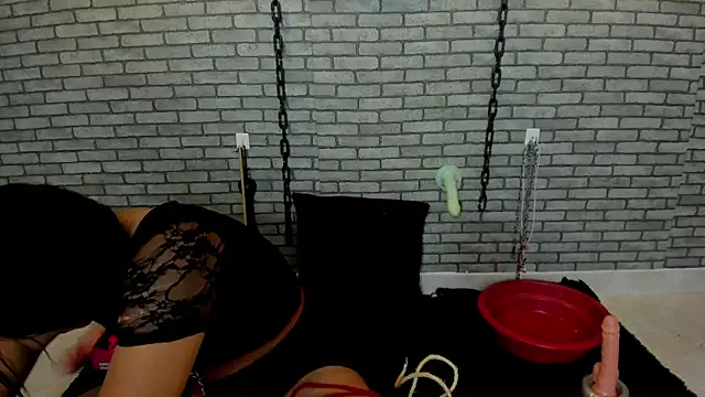 Snapshot of BDSM_MEDUZA chatting on 11/06/25, 03:32 BDSM MEDUZA online show from 11/06/25, 03:32