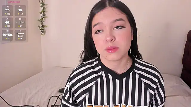 Dulcee 1 online show from 04/07/26, 11:12