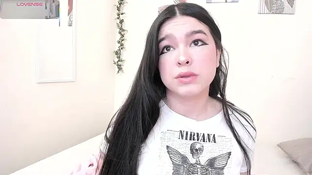 Dulcee 1 online show from 11/18/25, 11:02