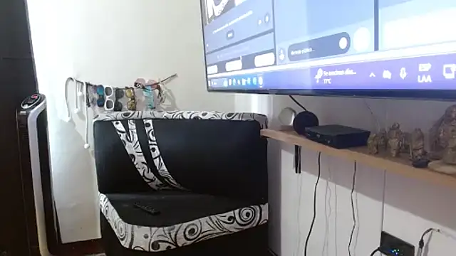 emilywhite48 online show from 09/19/25, 02:32