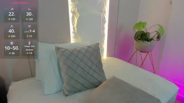 nare celebi  online show from 11/13/25, 02:26