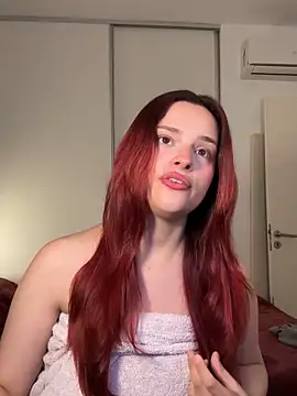 Snapshot of jazmin-here chatting on 10/28/25, 11:58 jazmin-here online show from 10/28/25, 11:58