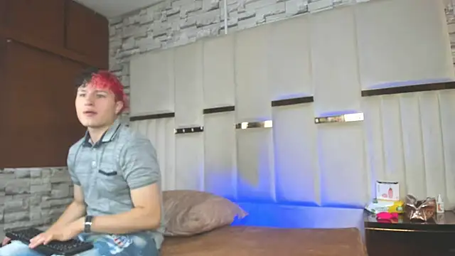 ANLLELOAndANGELA online show from 10/27/25, 08:32