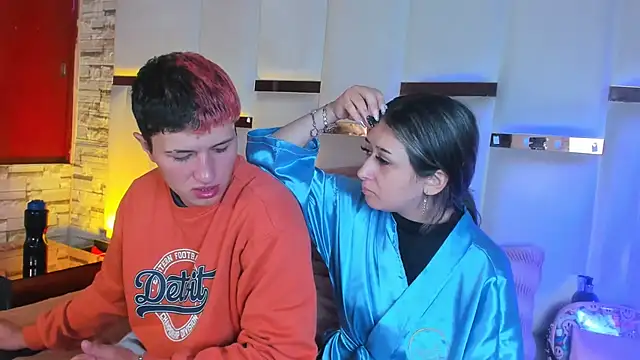 ANLLELOAndANGELA online show from 02/11/26, 04:40