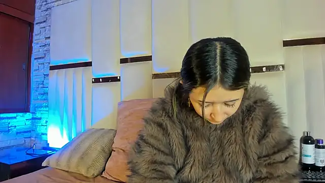 Snapshot of ANLLELOAndANGELA chatting on 04/19/26, 04:41 ANLLELOAndANGELA online show from 04/19/26, 04:41