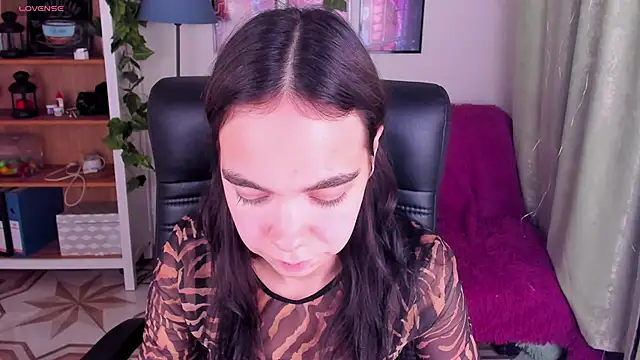 Snapshot of Elise_Noir chatting on 09/30/25, 03:51 Elise Noir online show from 09/30/25, 03:51