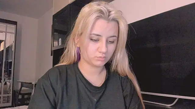 BarbaraSiren online show from 11/04/25, 04:44