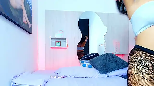 Selenegomezz online show from 10/10/25, 07:58