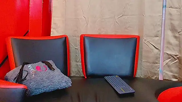 Selenegomezz online show from 11/29/25, 07:36