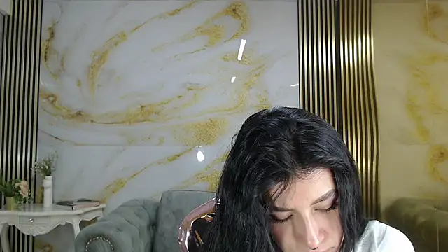 helena1 s online show from 10/20/25, 07:58