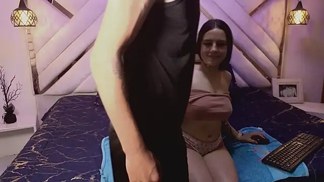 afrodita aares online show from 11/13/25, 08:02