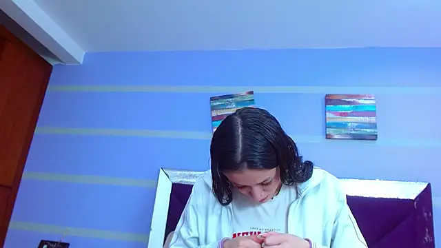 Emily Swiftt online show from 11/15/25, 03:43