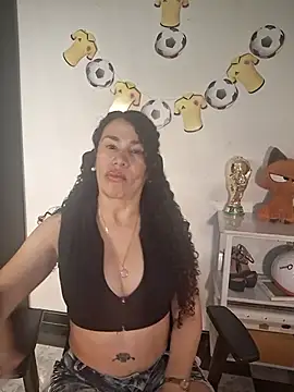 Snapshot of Lina_444 chatting on 06/19/26, 09:53 Lina 444 online show from 06/19/26, 09:53