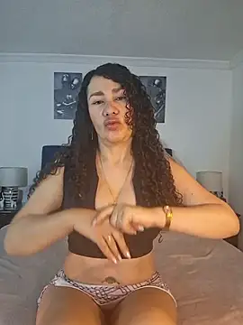 Lina 444 online show from 02/19/26, 12:07