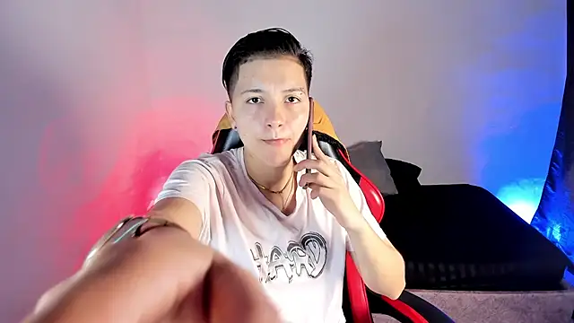 Snapshot of nicocoox chatting on 09/26/25, 01:56 nicocoox online show from 09/26/25, 01:56