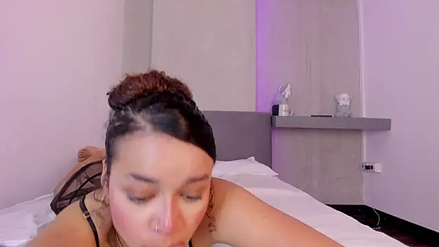 rossvega online show from 11/19/25, 04:18