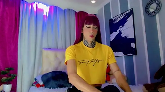 Snapshot of Julia_Bulette1 chatting on 02/26/26, 01:05 Julia Bulette1 online show from 02/26/26, 01:05