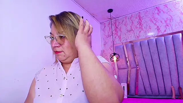 MaylinRosse  online show from 11/03/25, 06:55