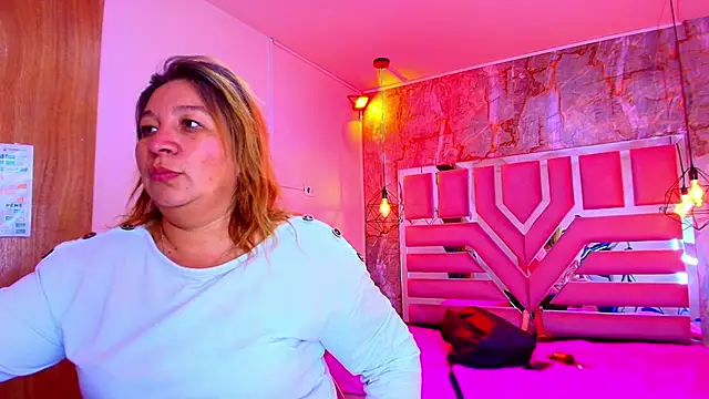 MaylinRosse  online show from 12/18/25, 07:07