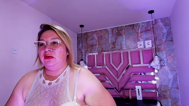 MaylinRosse  online show from 09/22/25, 07:09