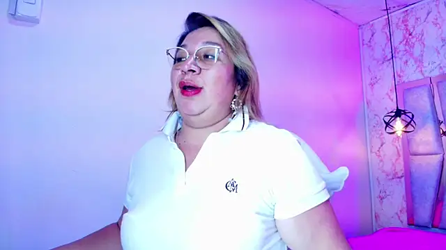 MaylinRosse  online show from 10/28/25, 10:52