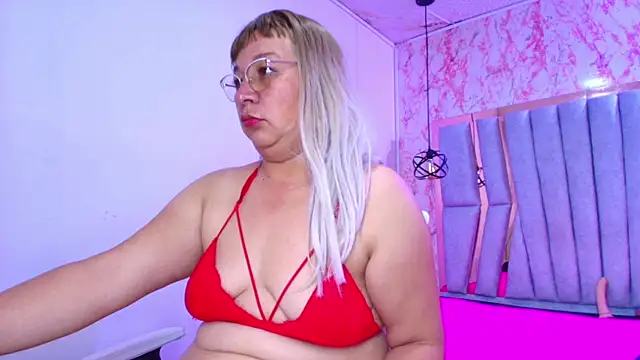 MaylinRosse  online show from 10/29/25, 07:13