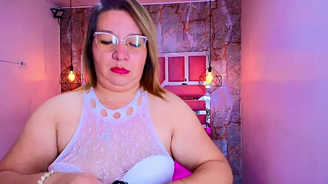 MaylinRosse  online show from 01/15/26, 06:44