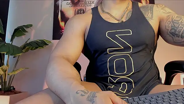 Snapshot of chrizmacgregor chatting on 02/22/26, 06:31 chrizmacgregor online show from 02/22/26, 06:31