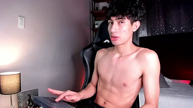 Lenapaul  online show from 11/30/25, 04:52