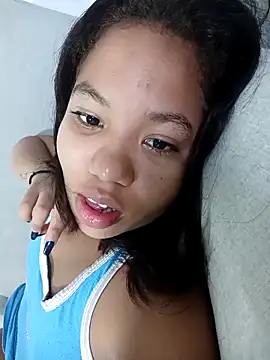 Snapshot of little_onixx chatting on 02/22/26, 12:40 little onixx online show from 02/22/26, 12:40