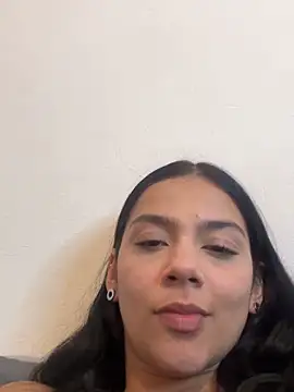 Mia fire666 online show from 12/02/25, 05:20