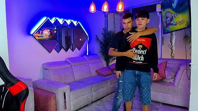 Houseofwarrios online show from 04/08/26, 05:31