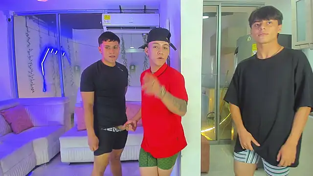 Houseofwarrios online show from 12/14/25, 08:09