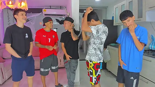 Houseofwarrios online show from 10/21/25, 05:18