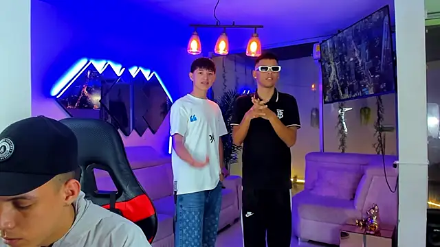 Houseofwarrios online show from 04/19/26, 05:30