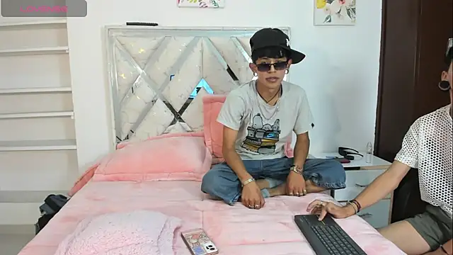 DemianSalvatore online show from 09/22/25, 12:33