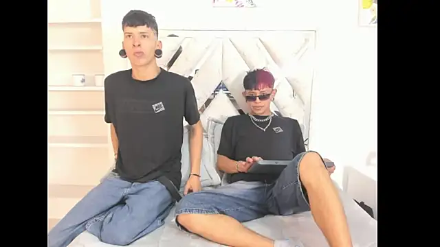 DemianSalvatore online show from 09/30/25, 12:44